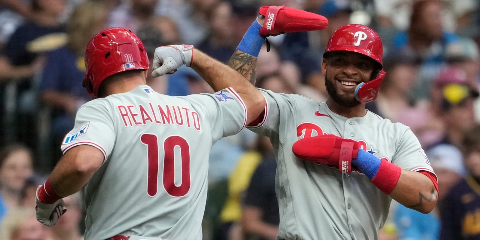 J.T. Realmuto drives four RBIs as Phillies chase down Brewers in 9-8 win