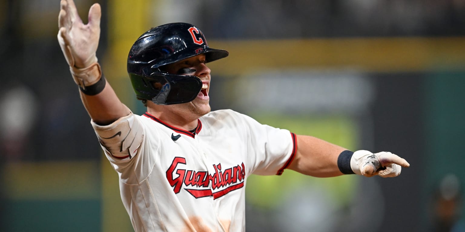 Travis Bazzana turns up the volume with his first career walk-off homer for the Guardians