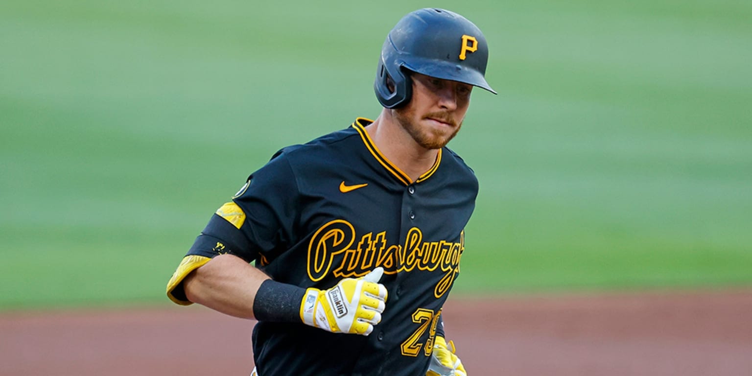 Pirates place Ryan O’Hearn on injured list with left quad strain, recall Isaac Mattson