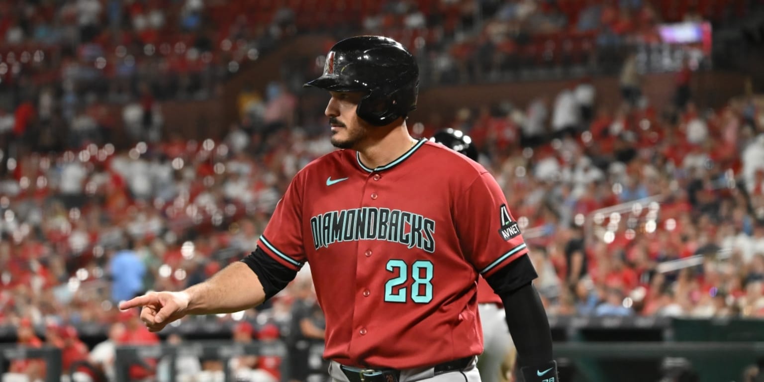 Nolan Arenado delivers late double in return to St. Louis as Diamondbacks top Cardinals