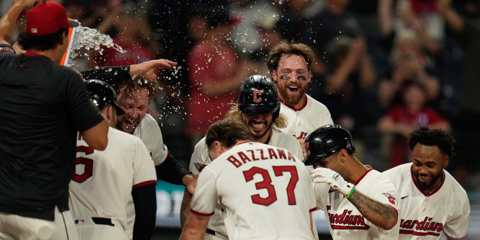 Brayan Rocchio delivers a two-run walk-off homer, as Guardians top White Sox in AL Central thriller