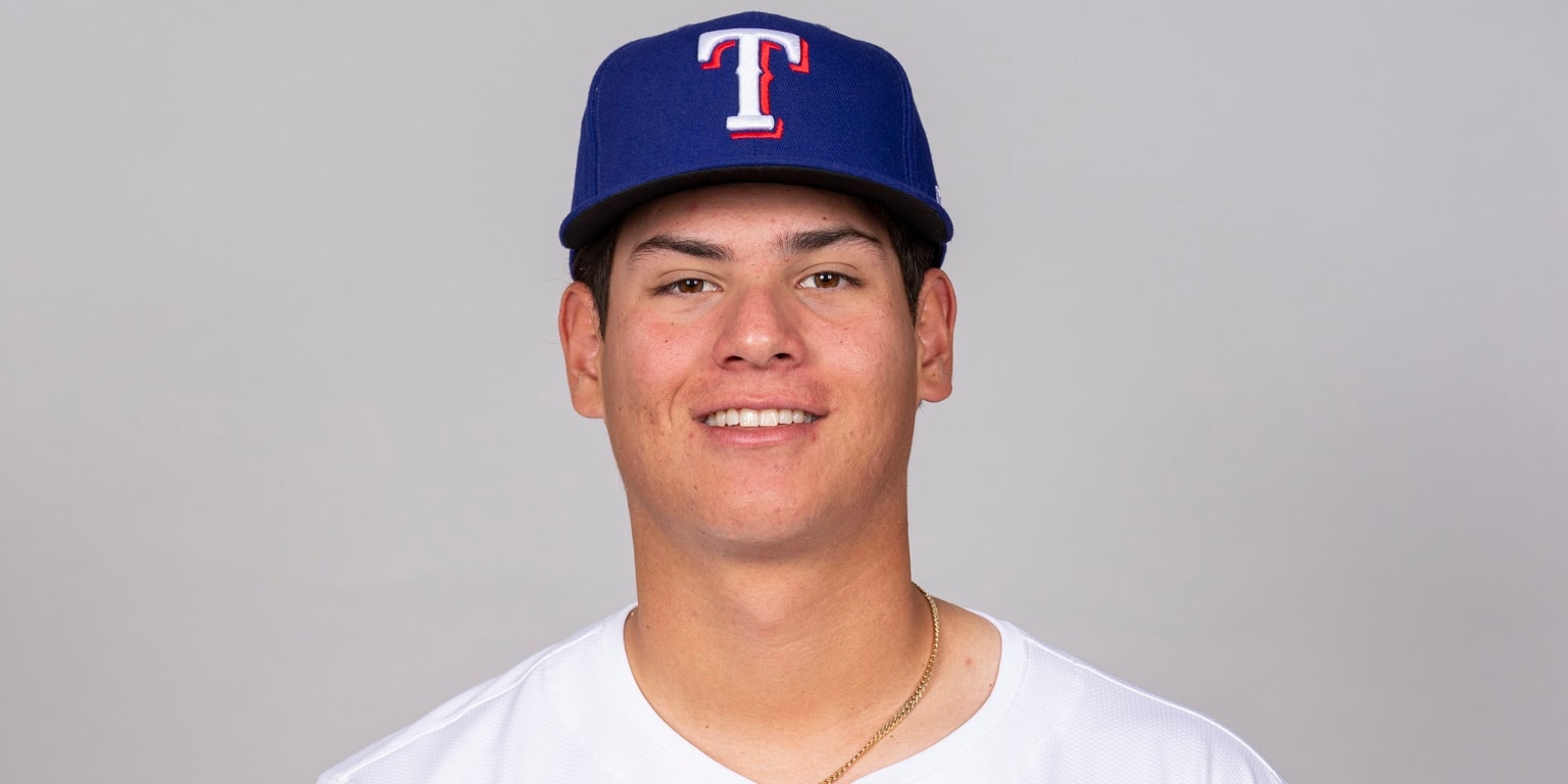 Mozeliak outlines Angels’ trade package sending Logan O’Hoppe, Chase Silseth to Rangers for prospect Angel Arredondo