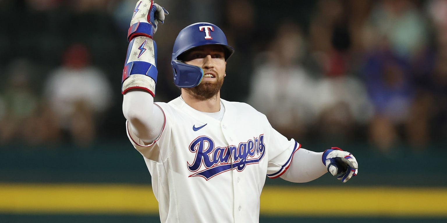 Rangers lean on late-season home stretch at Globe Life Field in race for October
