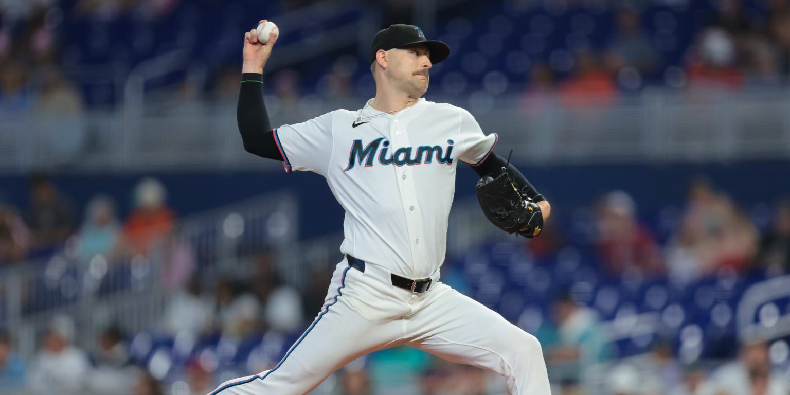 Janson Junk’s rehab start for Jacksonville ends early after line drive strikes his left wrist