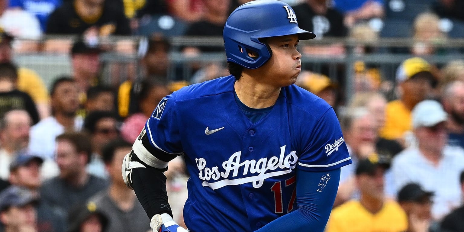 Ohtani leaves early at PNC Park with left knee inflammation, Dodgers say
