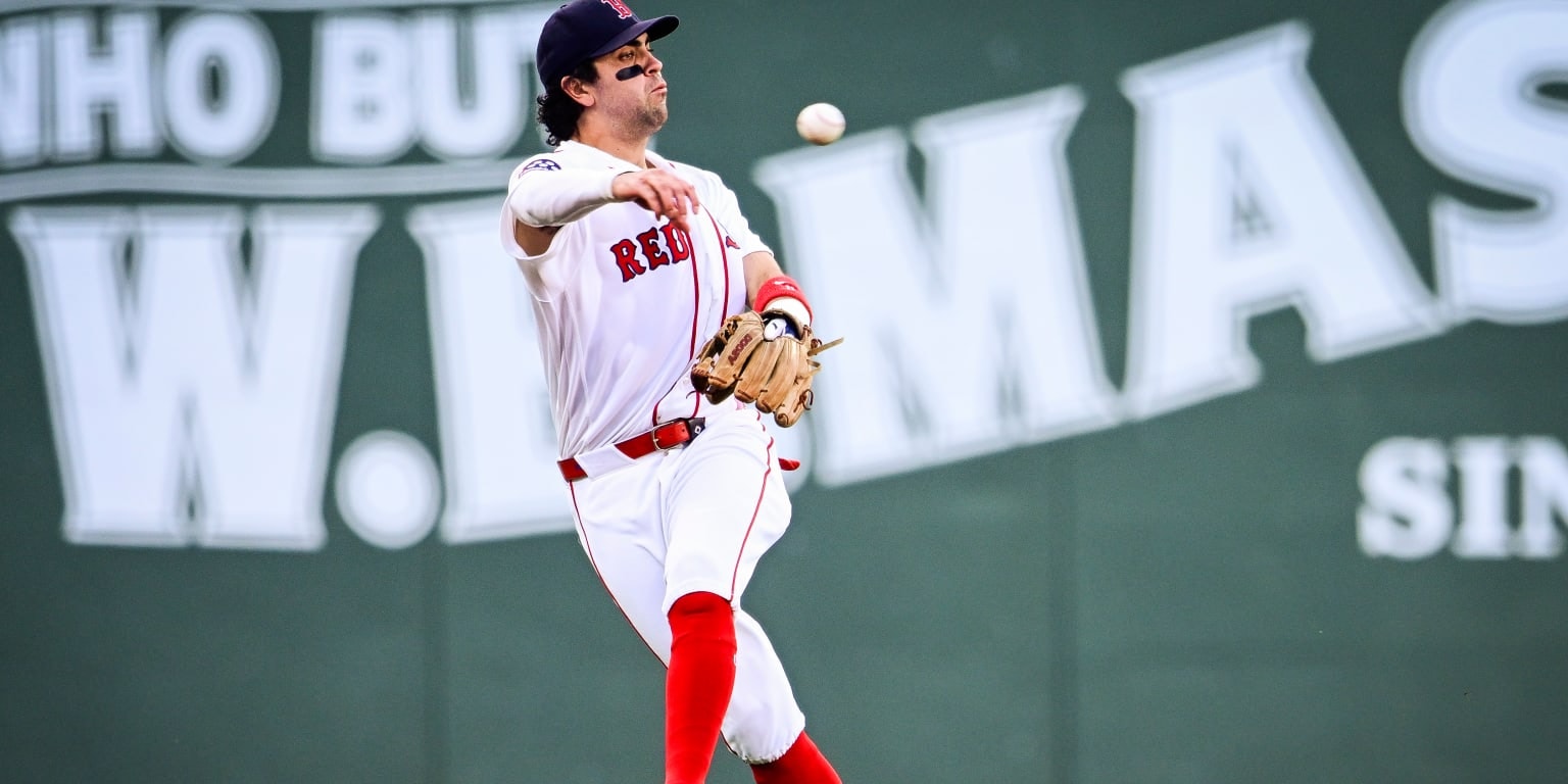 Red Sox keep reshaping their Trade Deadline roster, adding outfield depth and trading for bullpen help