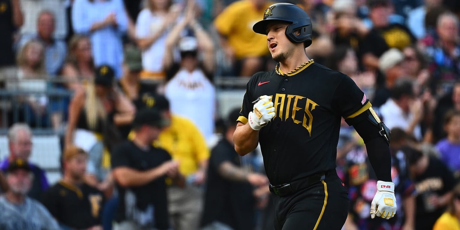 Rafael Flores Jr. keeps swinging hot as Pirates’ late push begins with a win over the Red Sox