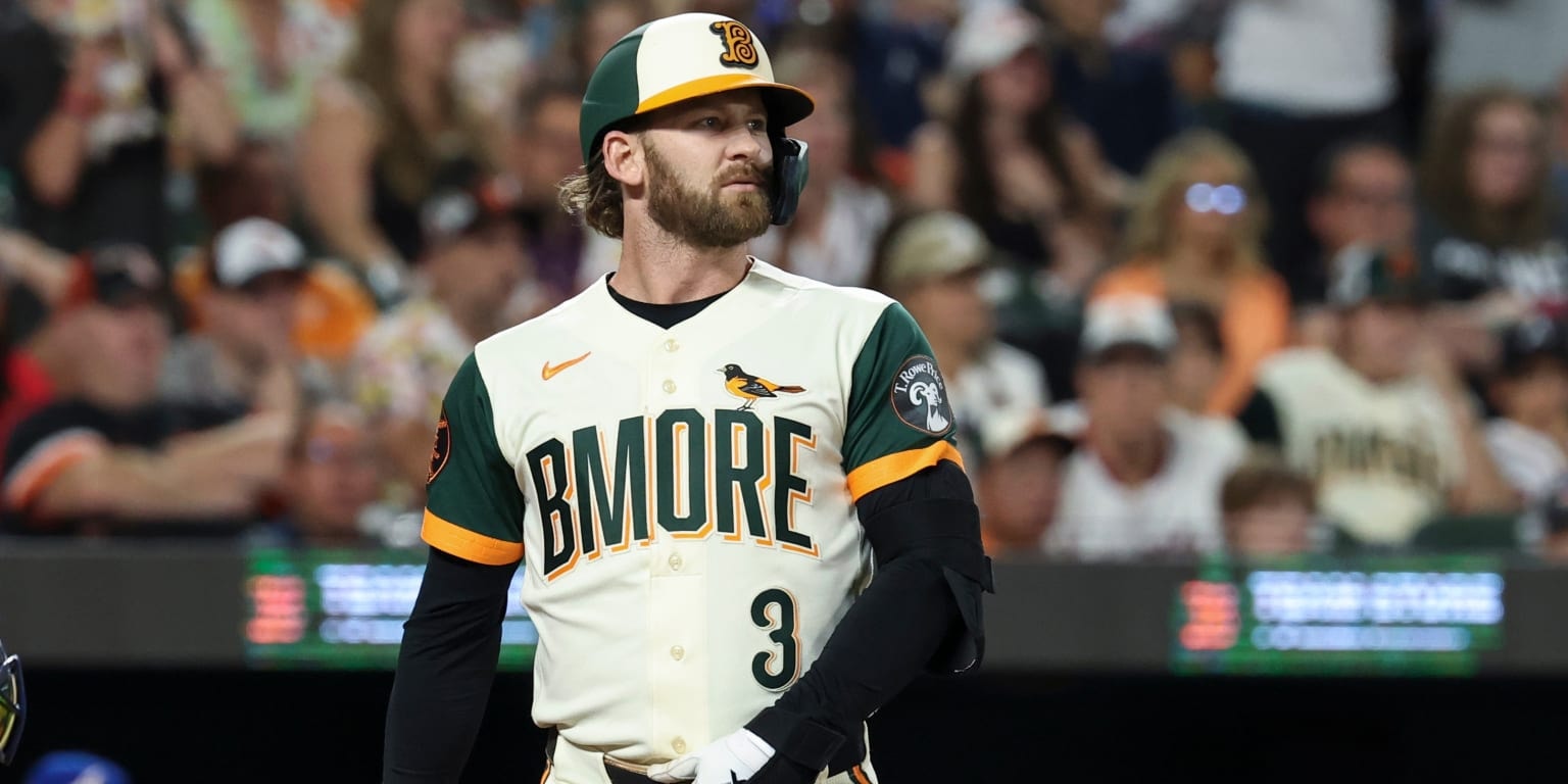 Orioles pivot from deadline neutrality, trading Ward to Mariners for three pitchers