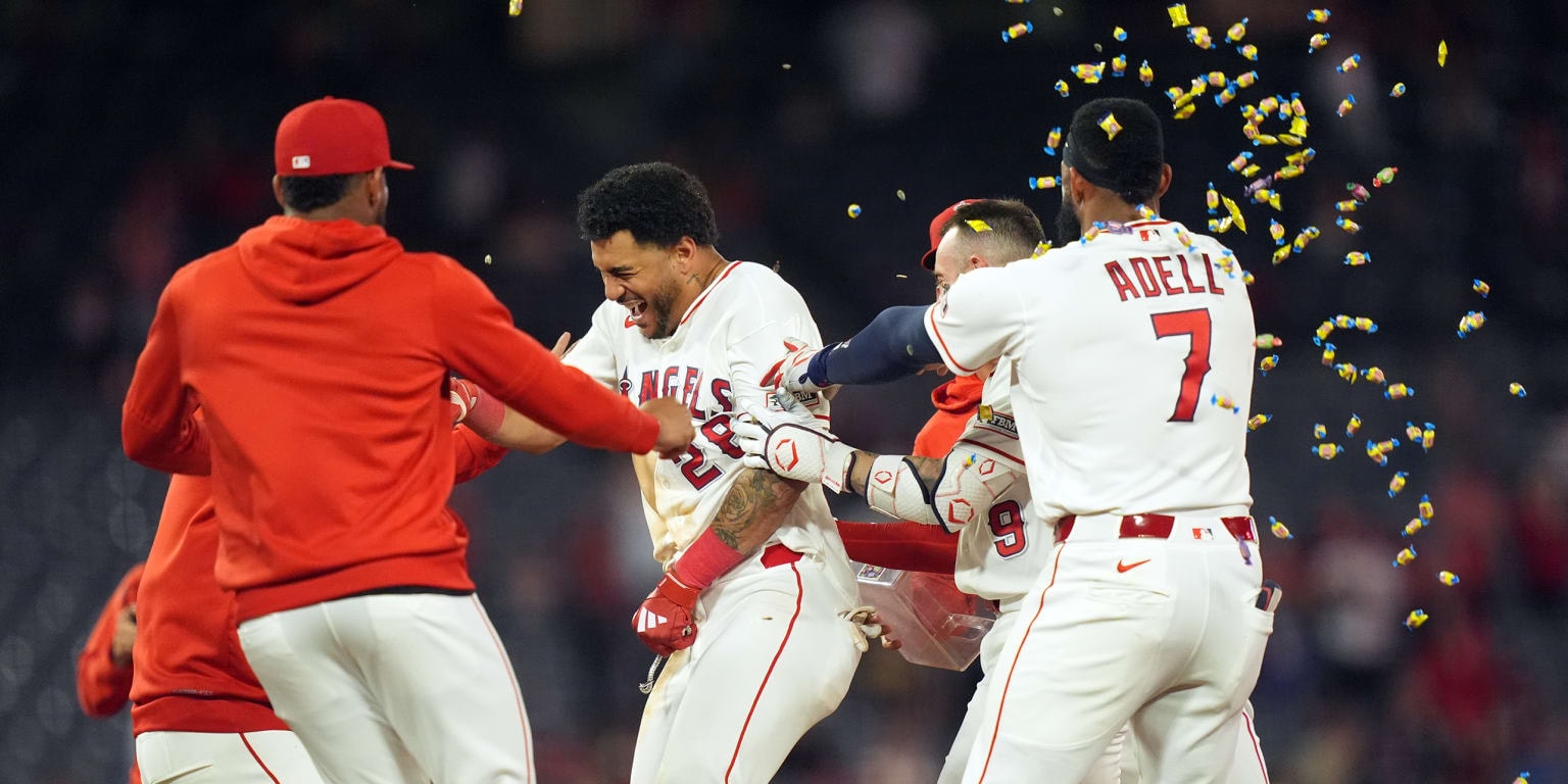 Reid Detmers carries the Angels early, but Jose Siri’s walk-off single ends it in the 10th
