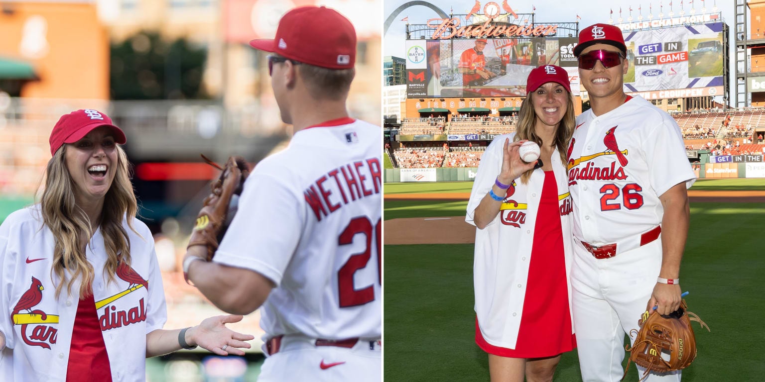 Cardinals’ JJ Wetherholt brings his “5th-grade dream” full circle, throwing first pitch after reuniting with teacher