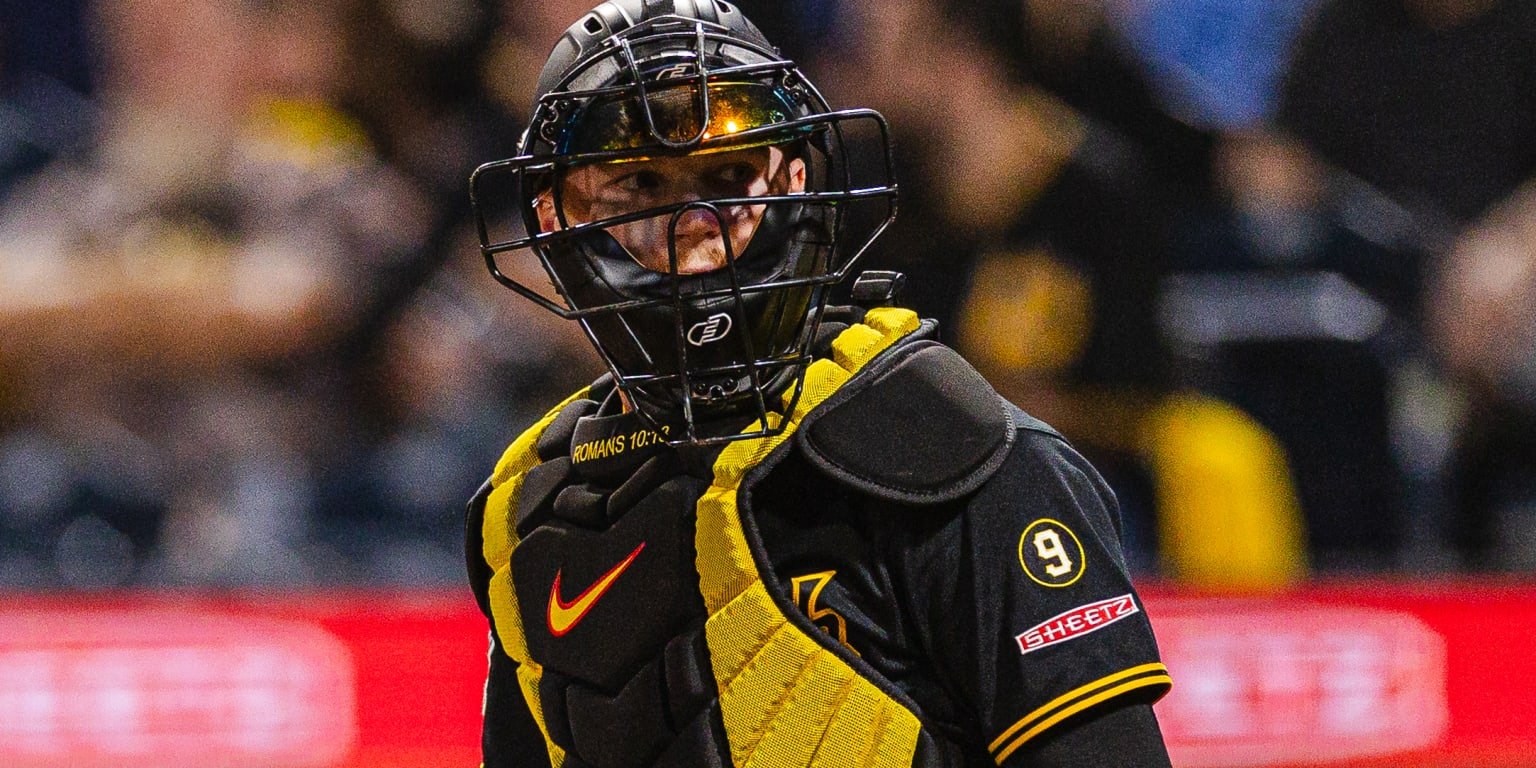 Henry Davis’s 2026 defense is putting him in the Gold Glove catcher conversation in Pittsburgh
