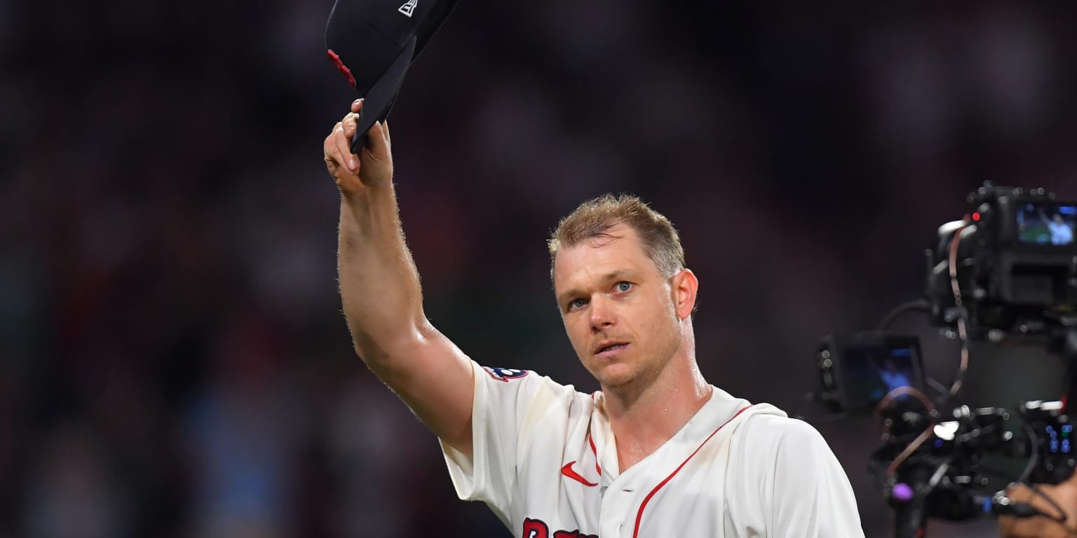 Sonny Gray takes no-hit bid into the 8th, turning Fenway into “Sonny Night Baseball” vs. Yankees