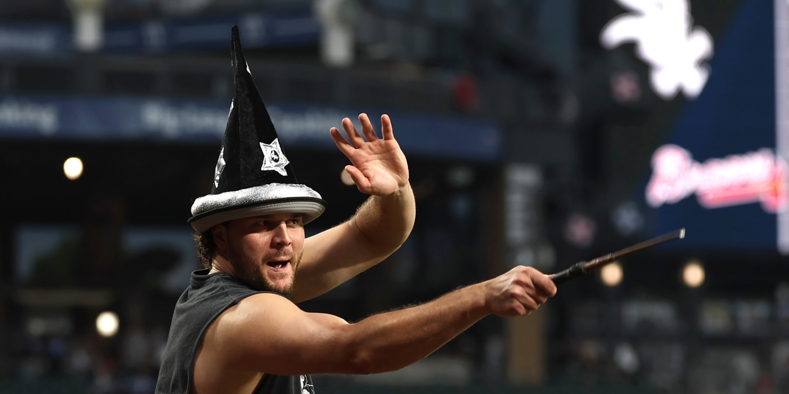 Vasil’s “magic wand” theme points to bigger White Sox goals at Rate Field