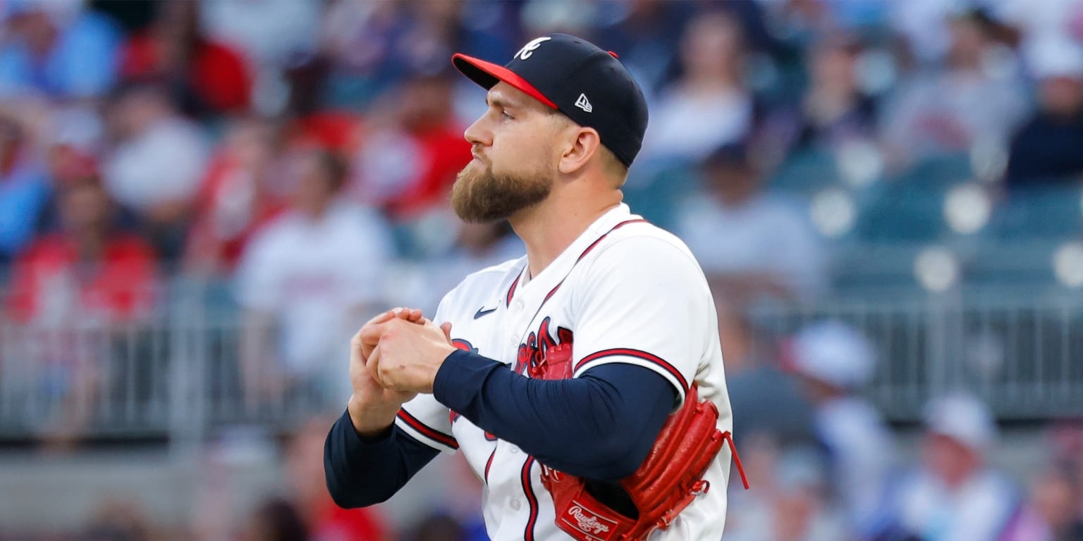 Dylan Lee points to pitch tipping as a possible explanation for Braves’ second-half dip