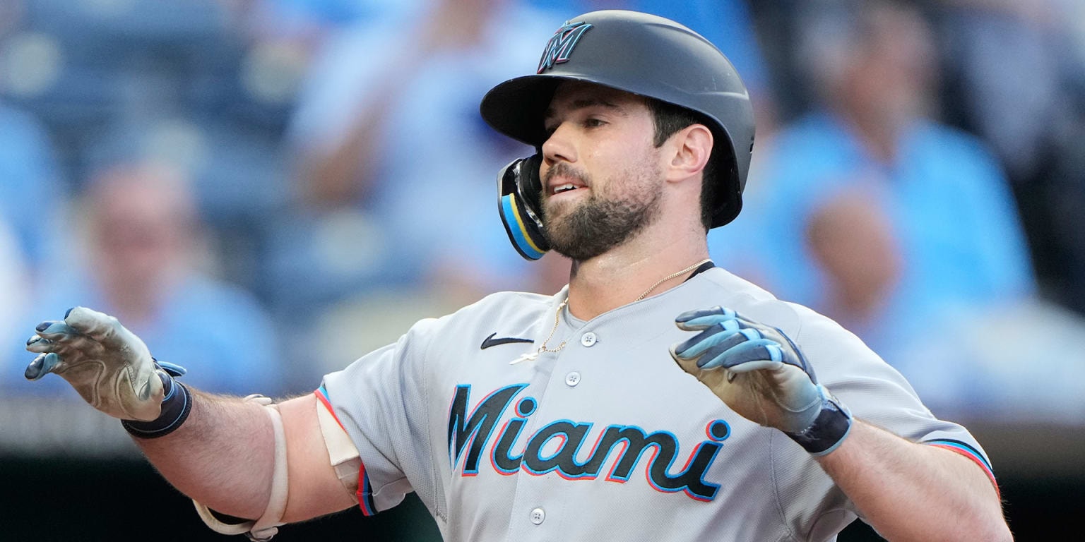 Graham Pauley homers and doubles the damage, as Tyler Phillips’ five scoreless set tone in Marlins win