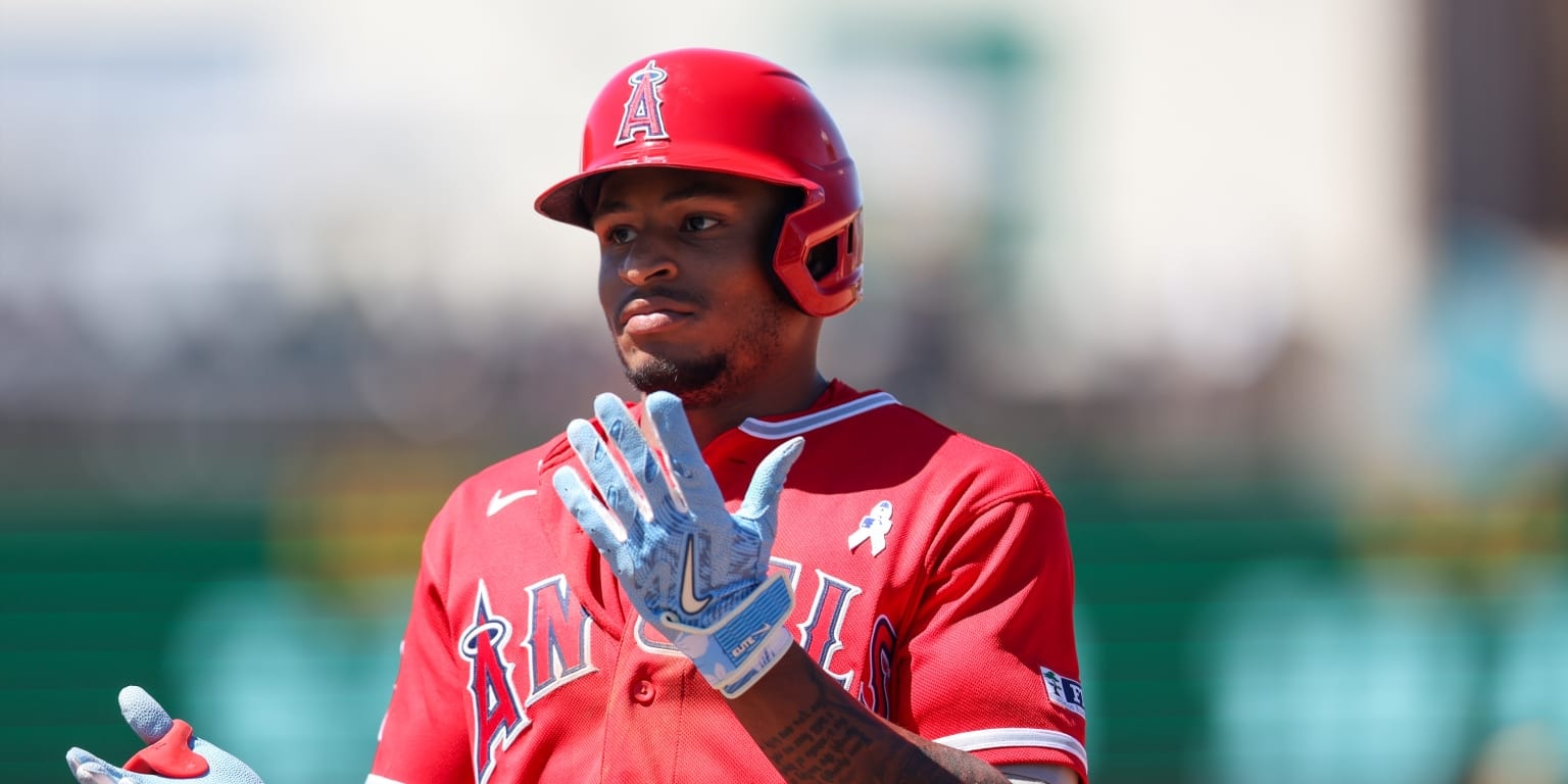 Christian Moore returns to the Angels lineup at second base against Rangers