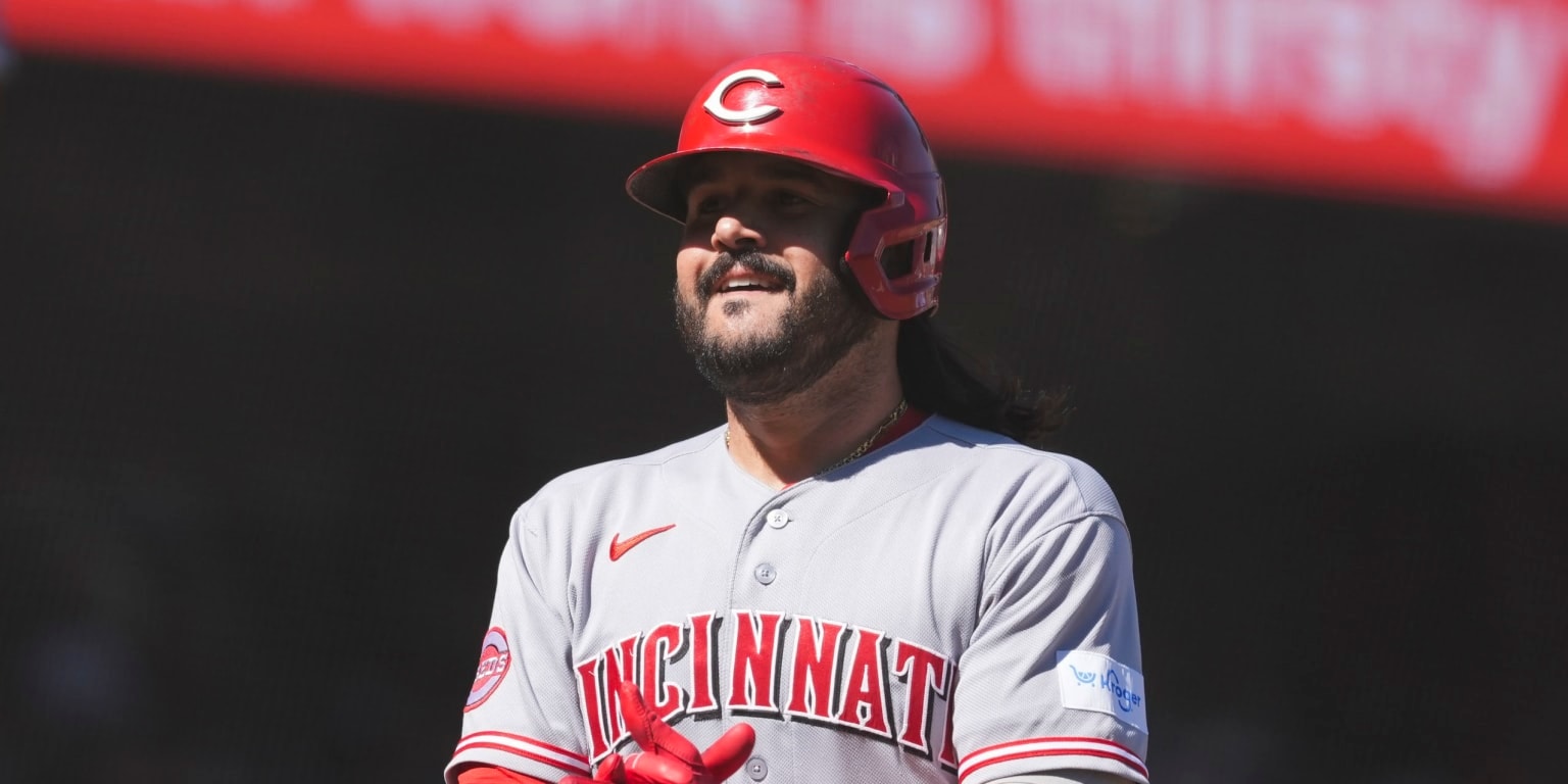 Reds third baseman Eugenio Suárez set to miss two games for U.S. naturalization test