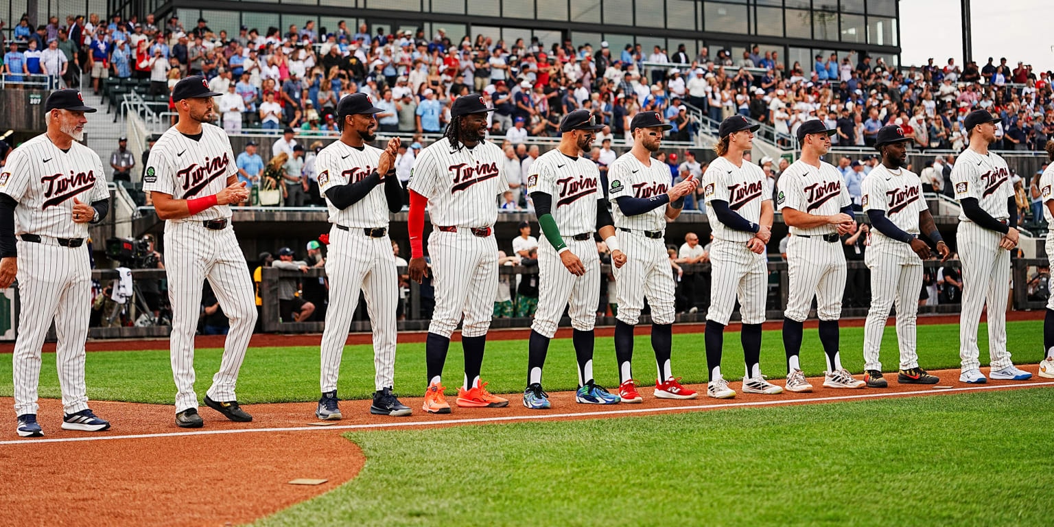 Twins families soak in Field of Dreams spotlight despite loss to Phillies