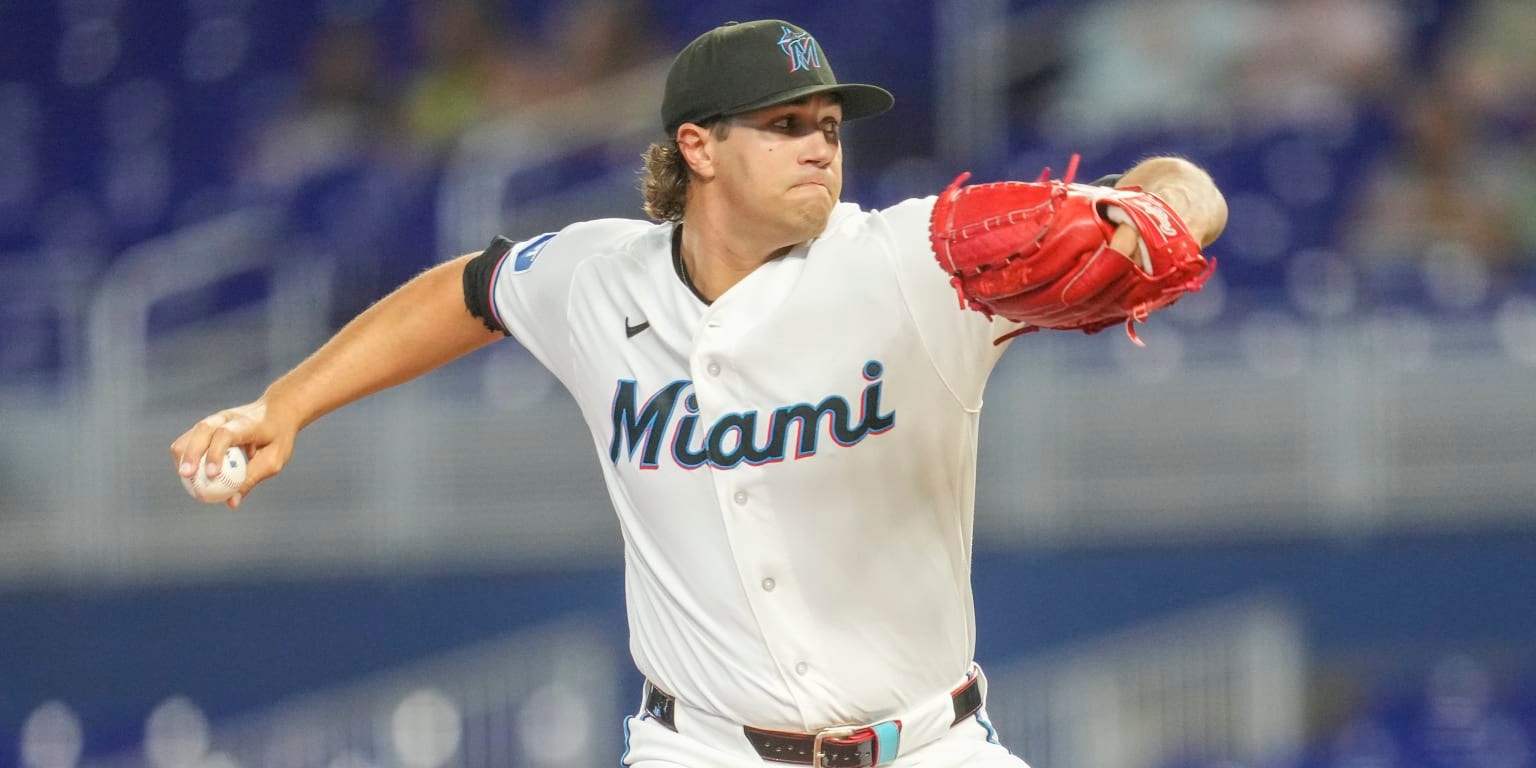 Marlins clamp down again, complete sweep of Diamondbacks with second straight shutout