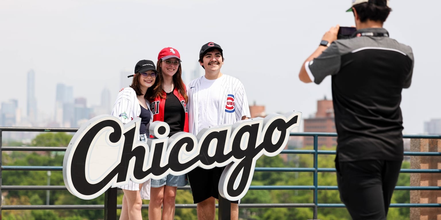Crosstown buzz builds as MLB eyes an all-Chicago World Series scenario