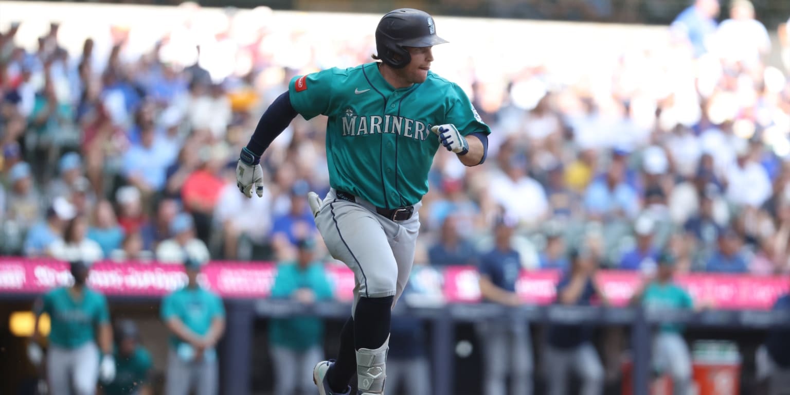 Donovan returns and gives Mariners a steadier look at the top of the order
