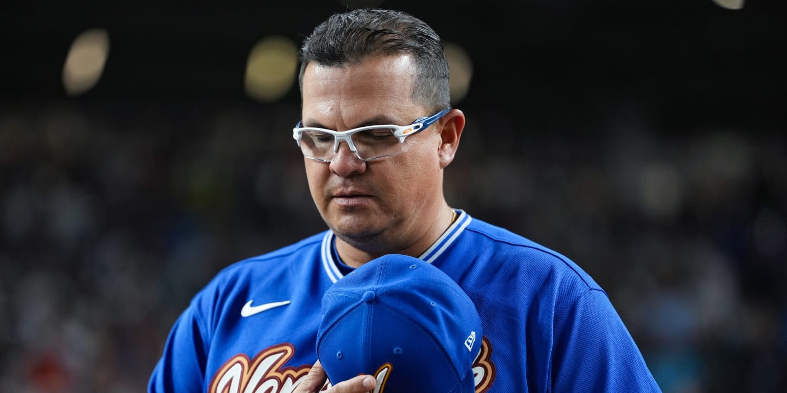 Astros bench coach Omar López speaks on Venezuela earthquake devastation: “Time for our country to unify”