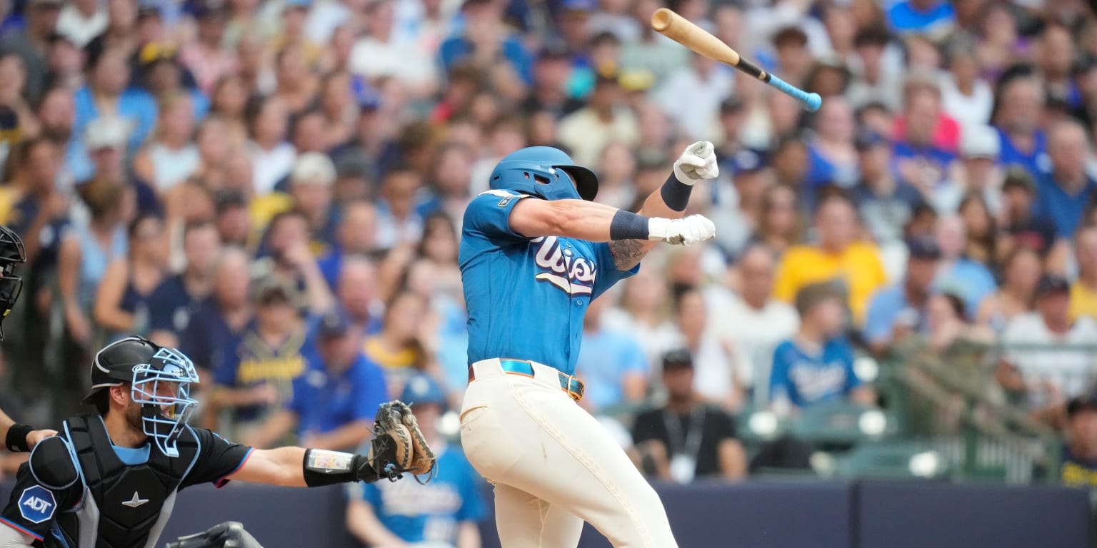 Garrett Mitchell turns a defensive save into a walk-off win for the Brewers