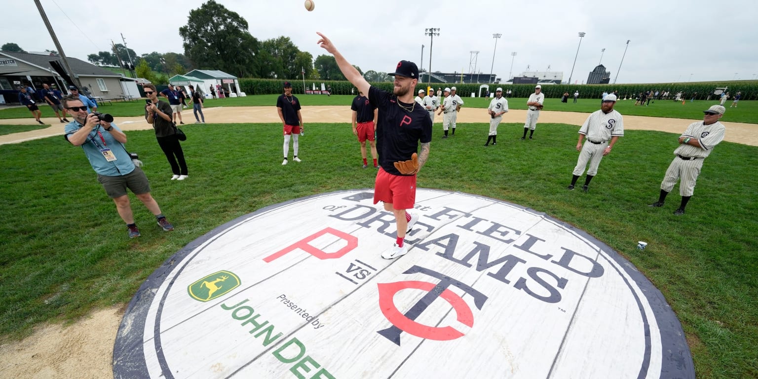 MLB’s Field of Dreams Game returns with a classic debate: “Have a catch” vs. “Play catch”