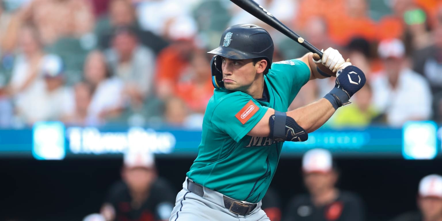Cole Young keeps the Mariners rolling in the leadoff spot while Crawford and Donovan are sidelined