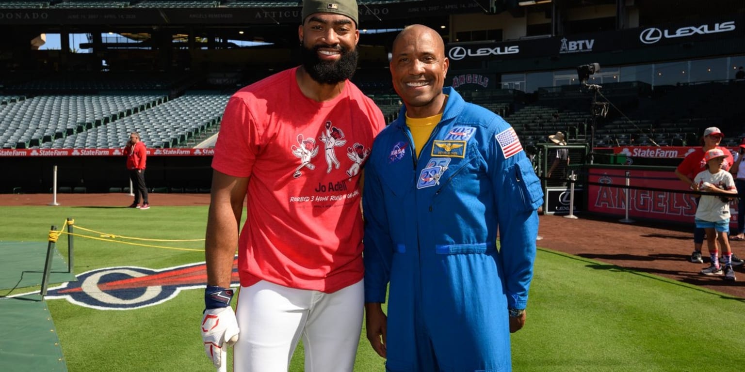 Astronaut Victor Glover Jr., Artemis II pilot, throws first pitch to Mike Trout at Angels game