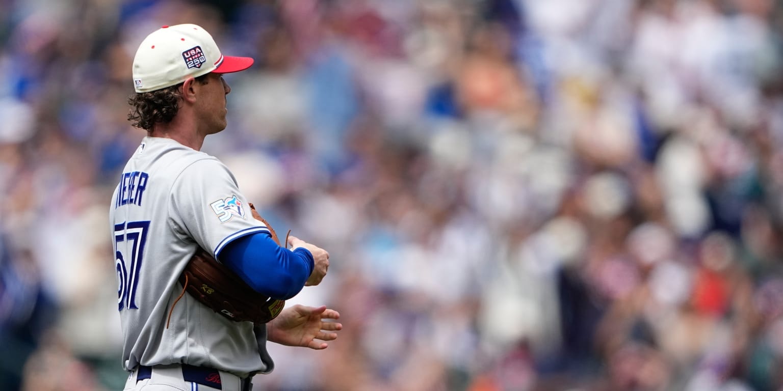 Shane Bieber’s late-season return hits another rough patch in Blue Jays’ 11-0 loss at Seattle