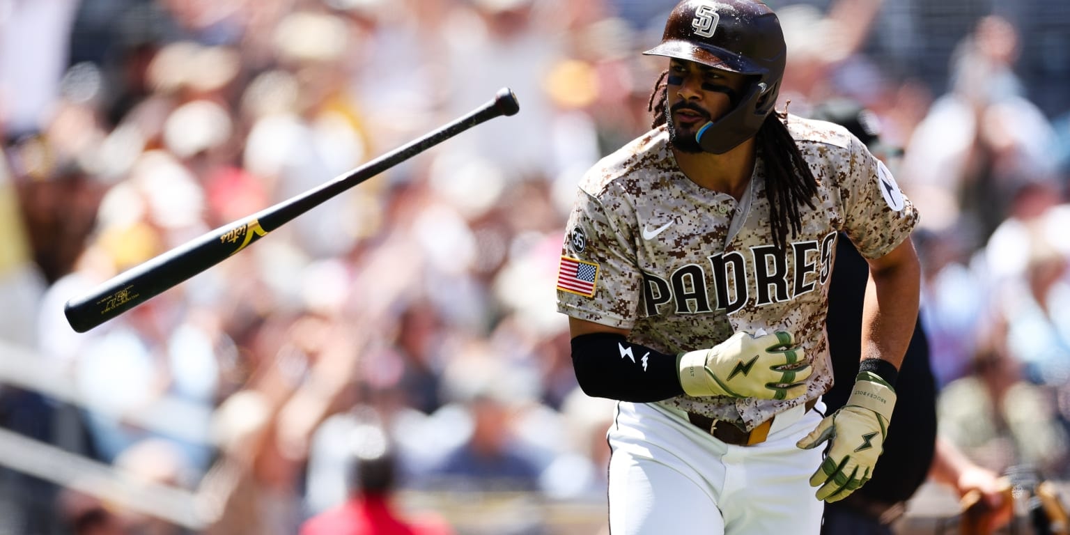 Fernando Tatis Jr. breaks out with two homers and a 4-hit day as the Padres cool off the Twins