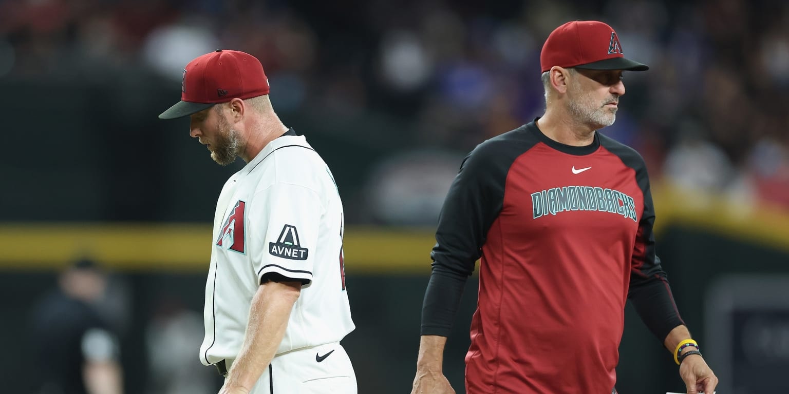 Lovullo apologizes to Counsell and Cubs after MLB clarification following heated exchange