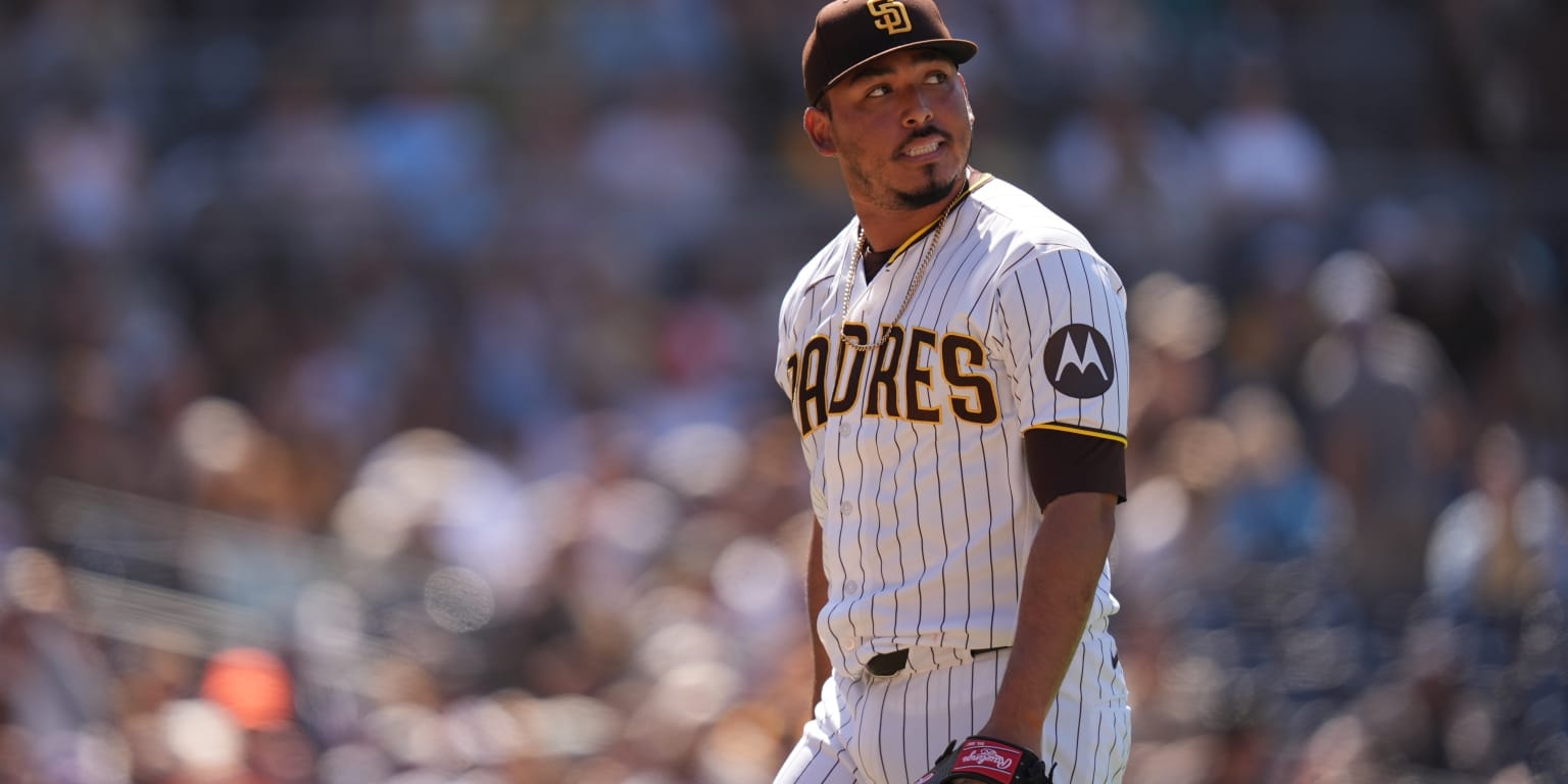 Padres place Jeremiah Estrada on 15-day IL with right-shoulder impingement, recall David Morgan
