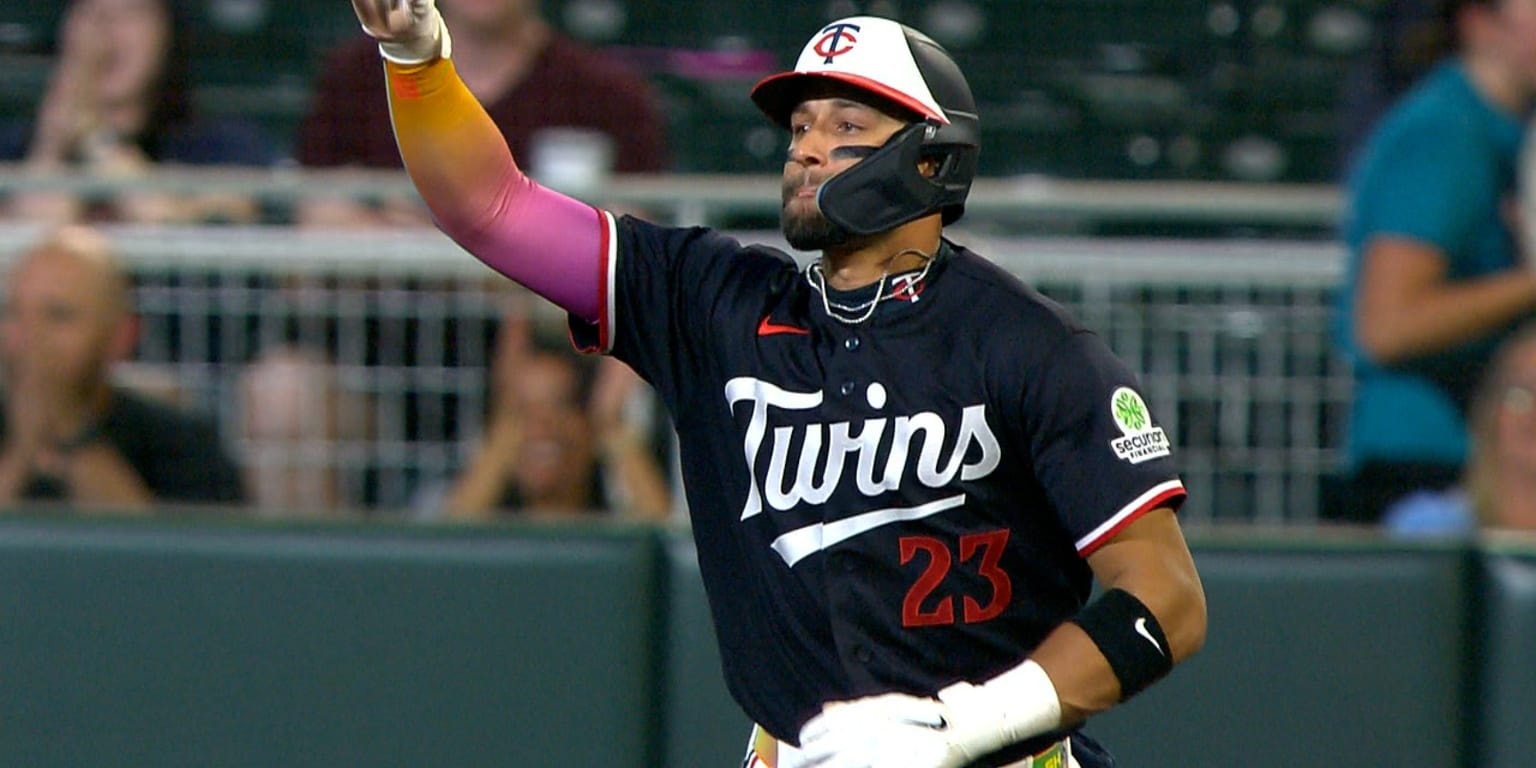Twins turn up the offense in a 10-run sixth to kick-start their final Wild Card push