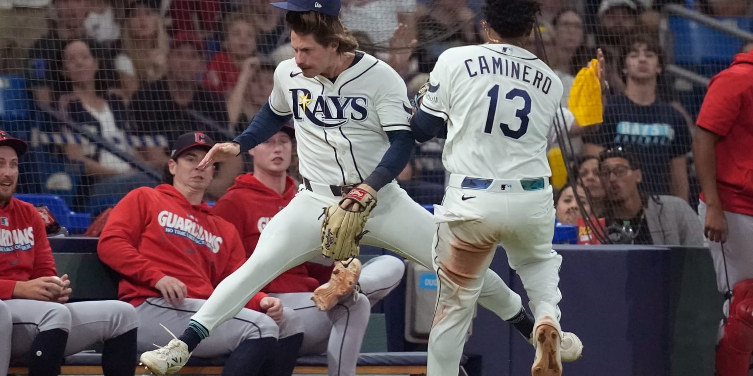 Caminero and DeLuca avoid worst-case scenario after collision during ALCS opener