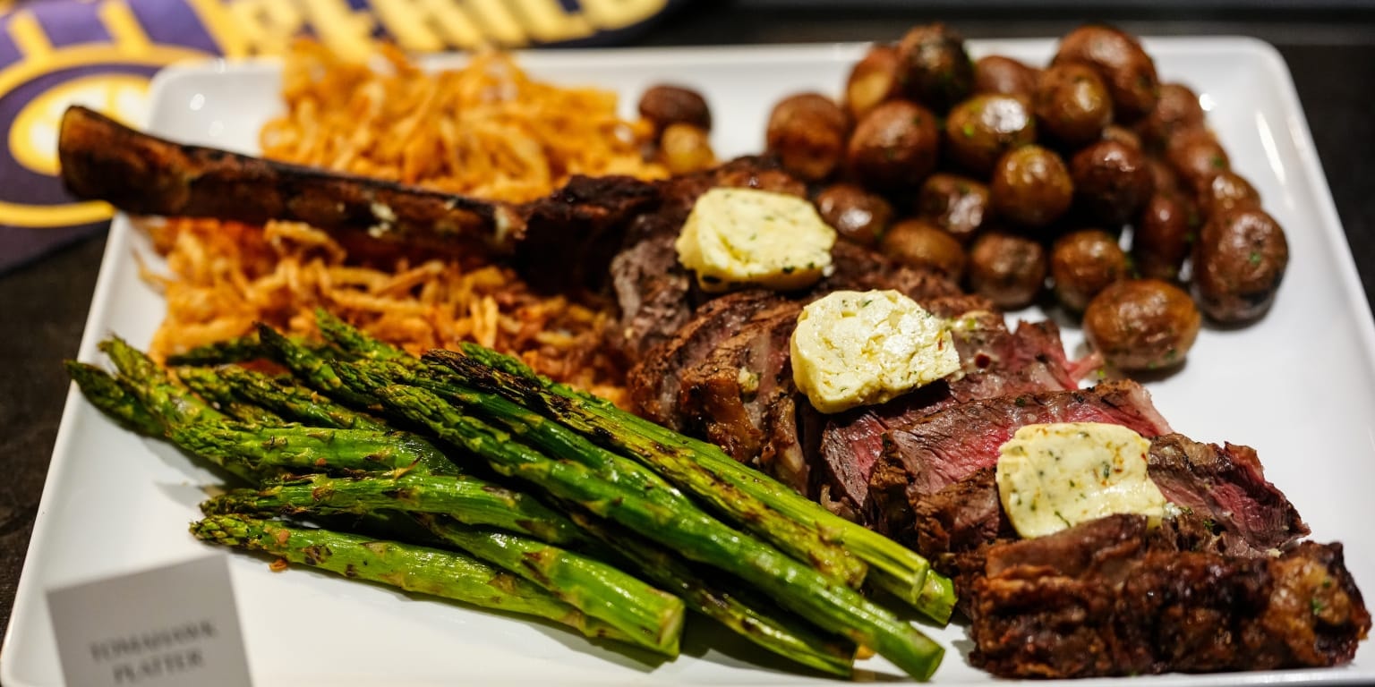 Brewers’ World Series menu turns a “wait 44 years” moment into a ballpark food festival