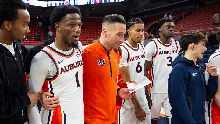 Auburn receives eligibility clearance for international big man Narcisse Ngoy, giving Tigers a new frontcourt option