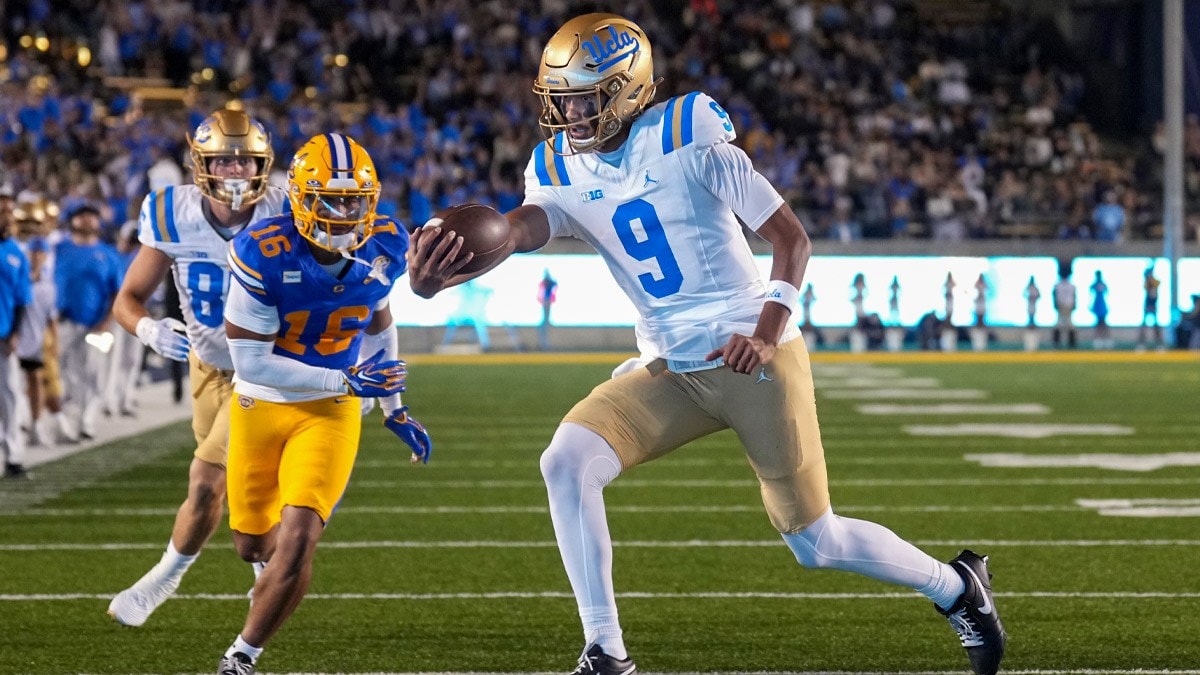 UCLA QB Nico Iamaleava gets a spotlight test against top-15 Oregon