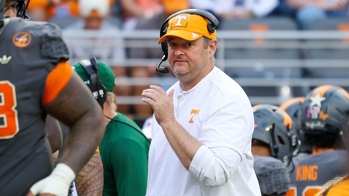 Josh Heupel’s QB uncertainty becomes another layer in Tennessee’s Week 7 trip to Alabama