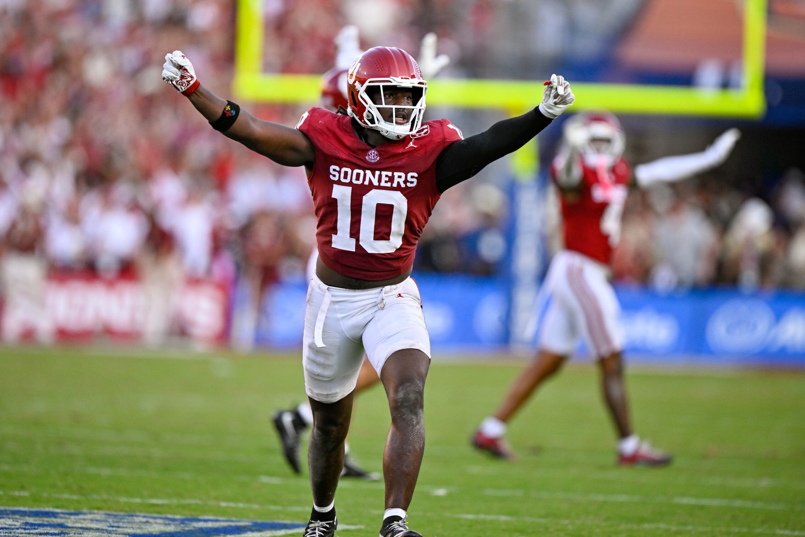 Kentucky heads to Norman to test whether an LSU upset can travel, facing an Oklahoma defense built to disrupt