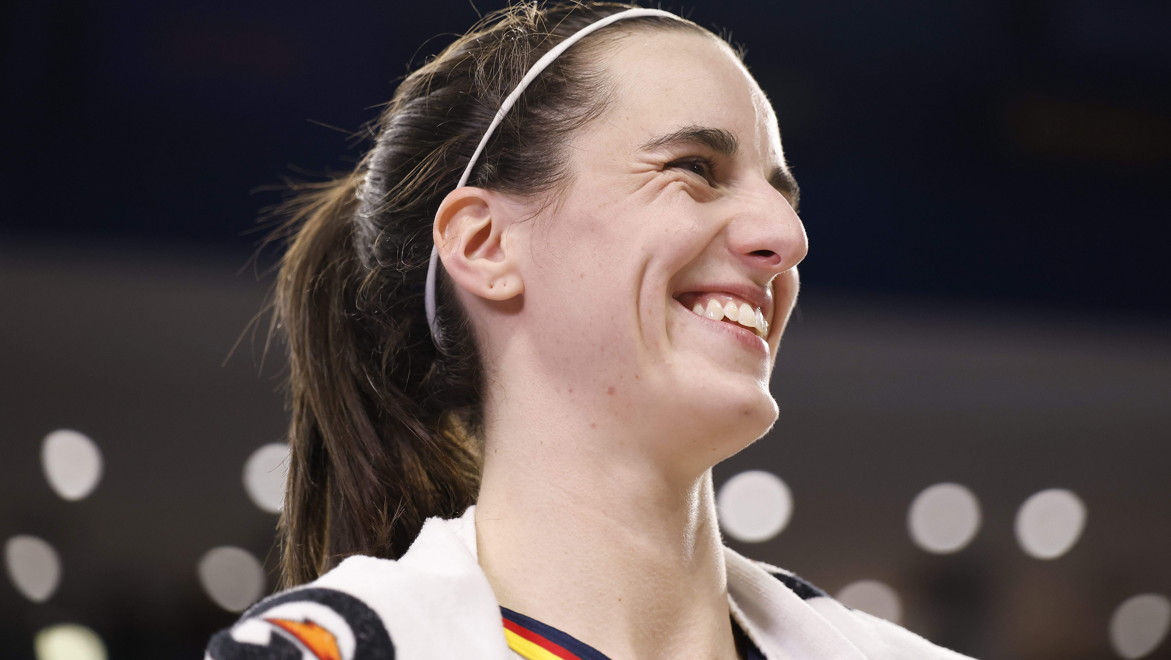 Caitlin Clark sparks a statement as Indiana Fever cruise past Connecticut Sun, 111-91