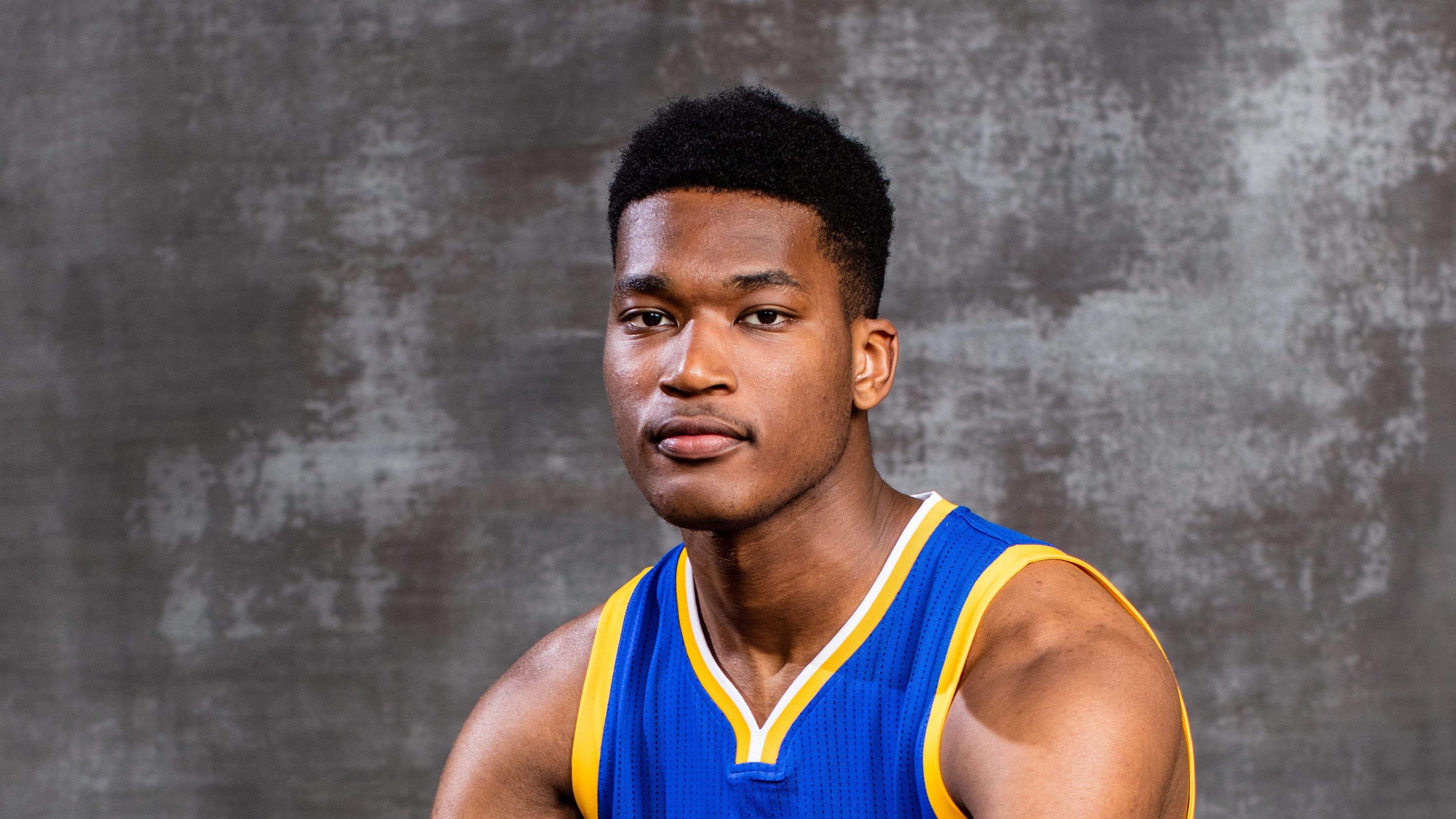 Damian Jones, two-time NBA champion and former Warriors center, reported to join Real Madrid