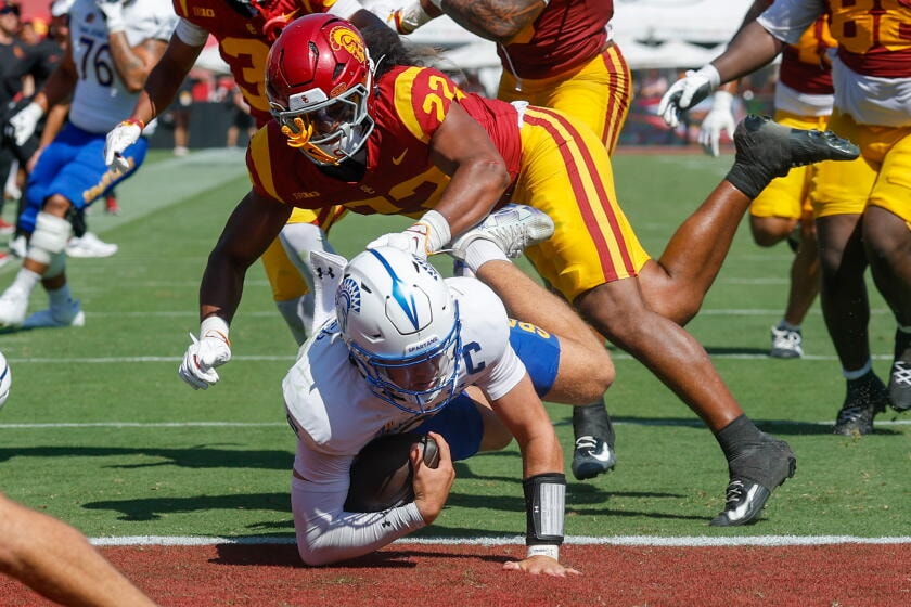 USC’s defensive questions resurface as Lincoln Riley’s system still faces skepticism after San José State test