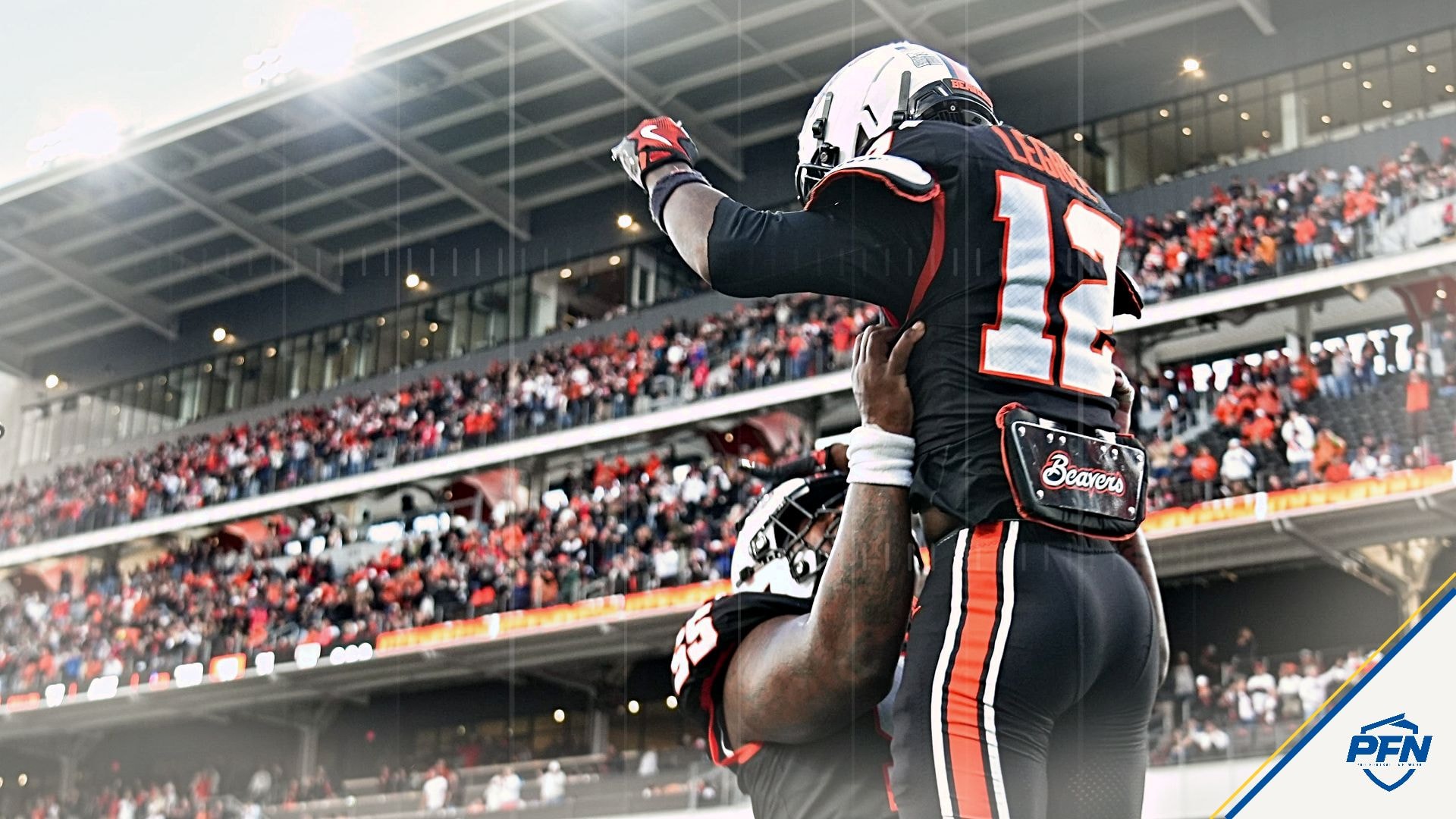Jesse Legree’s 100-yard streak turns heads at Oregon State, with Jeremiah Smith comparisons swirling after standout start