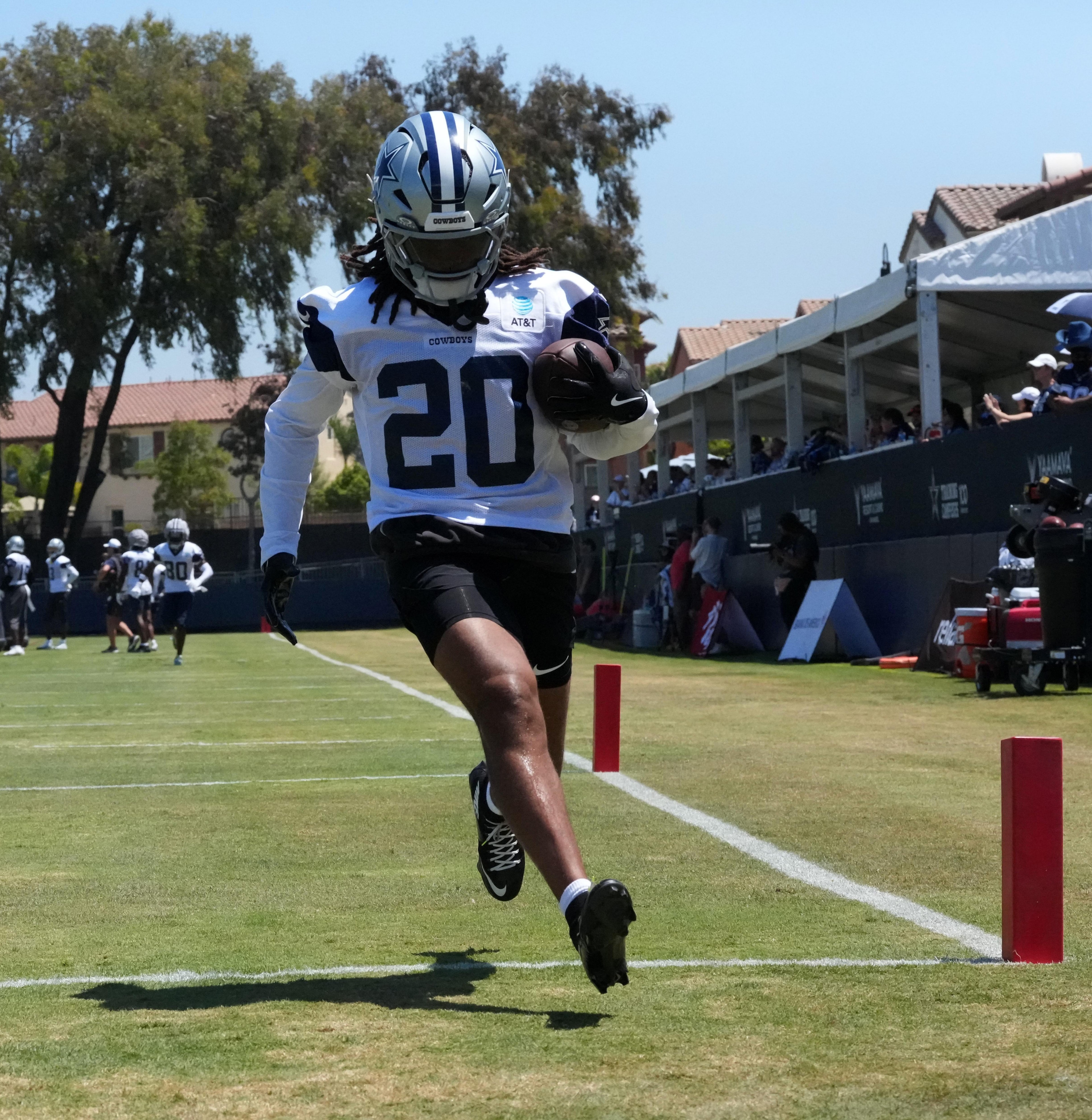 Cowboys’ preseason work points to Malik Davis in the backfield, but the job beyond Javonte Williams isn’t settled