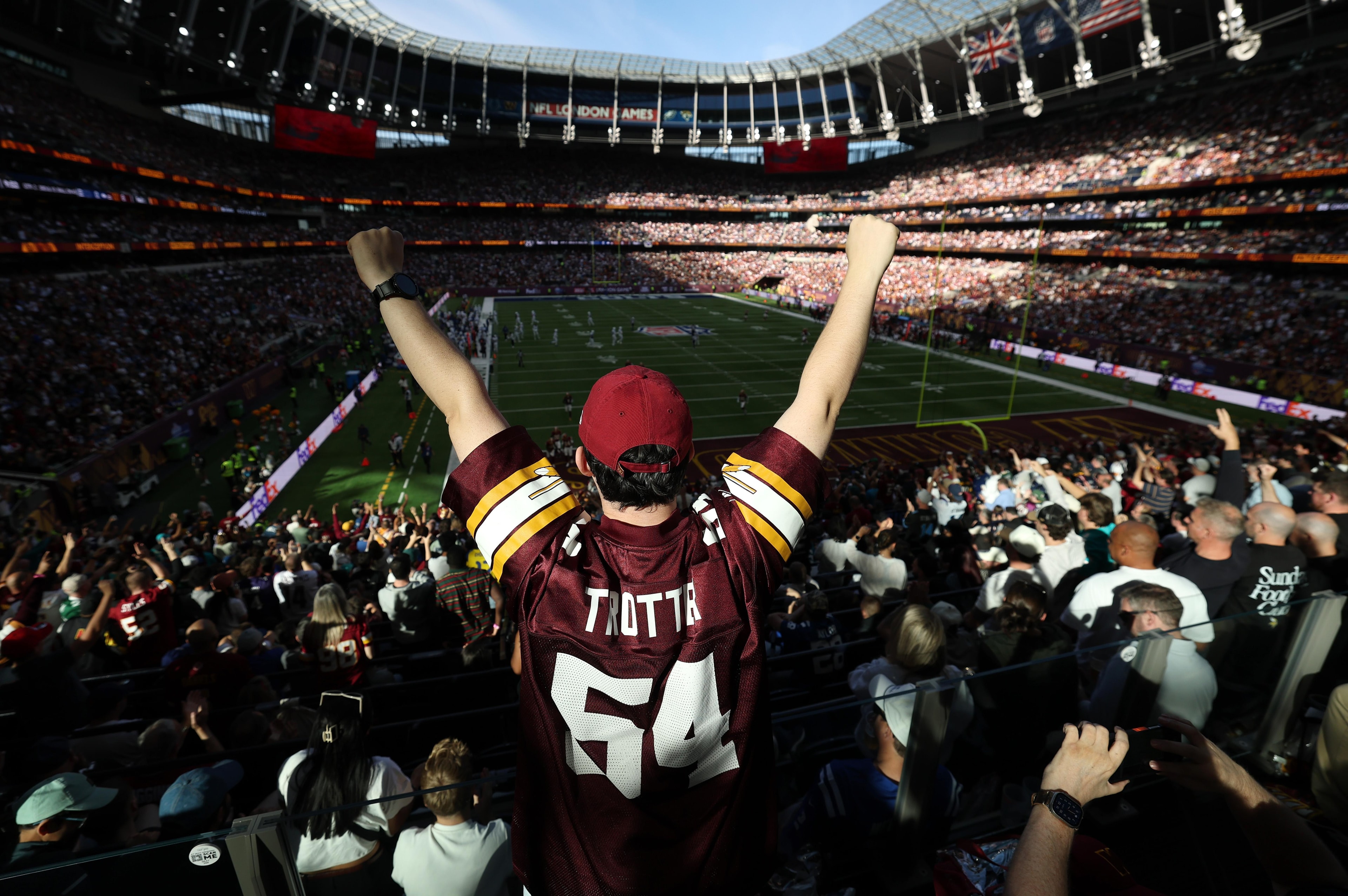 NFC East race tightens as early London, Thursday results set up a Sunday swing