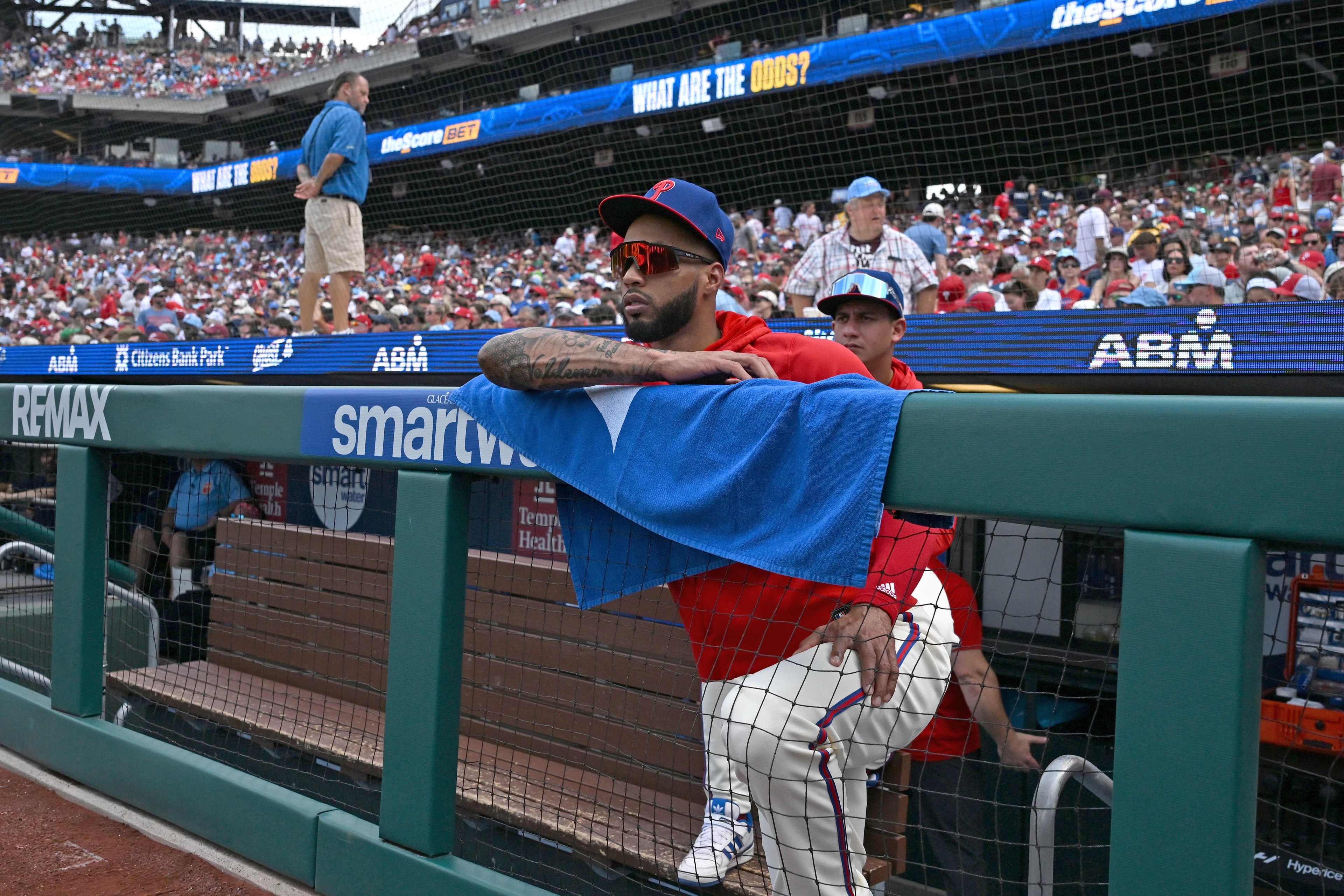 Analyzing the Phillies’ two-pitch advantage: Luzardo’s sweeper vs. Sanchez’s changeup