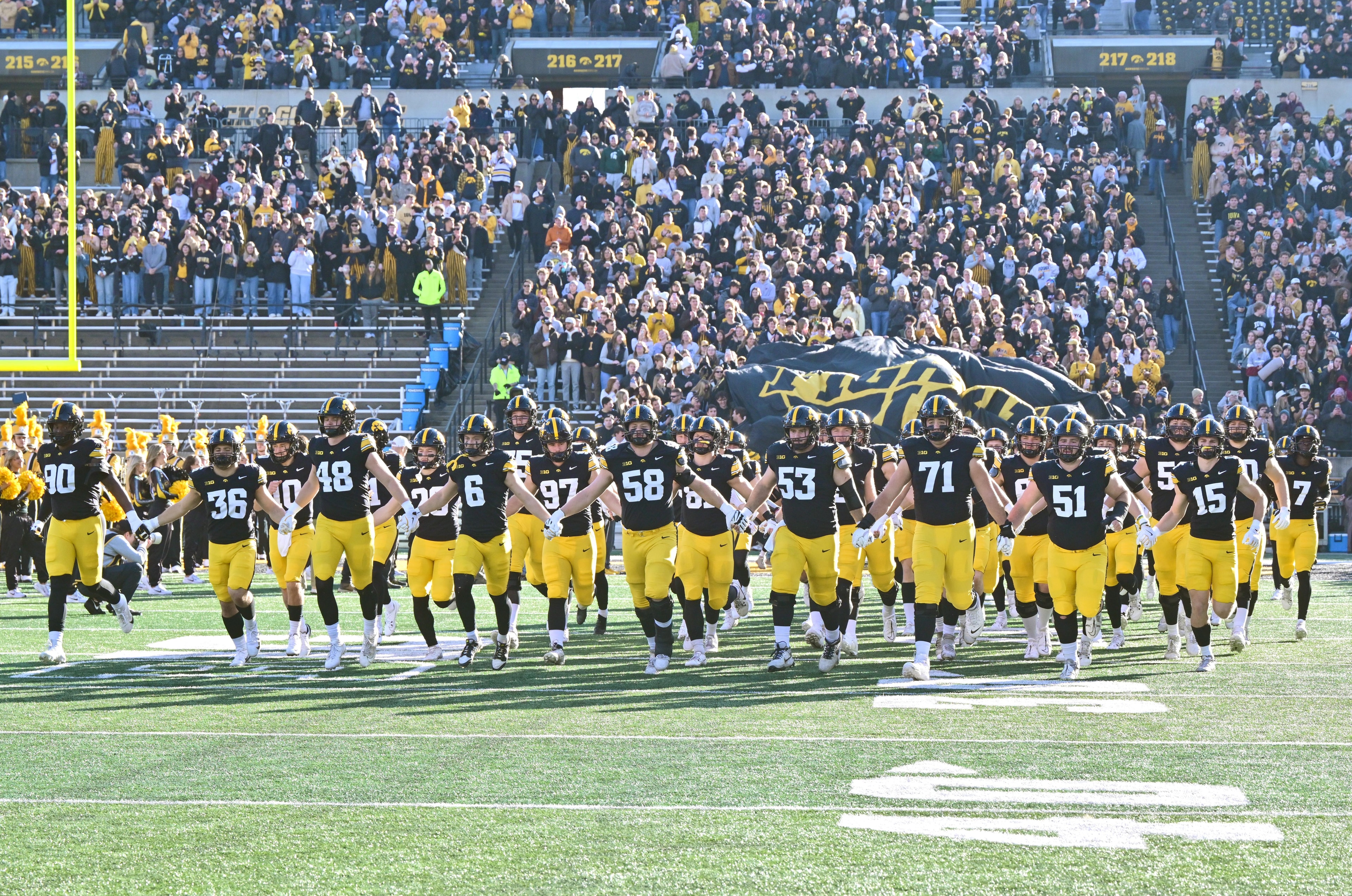 Iowa Football’s Kids Day brings Hawkeyes back to Kinnick for an open August look