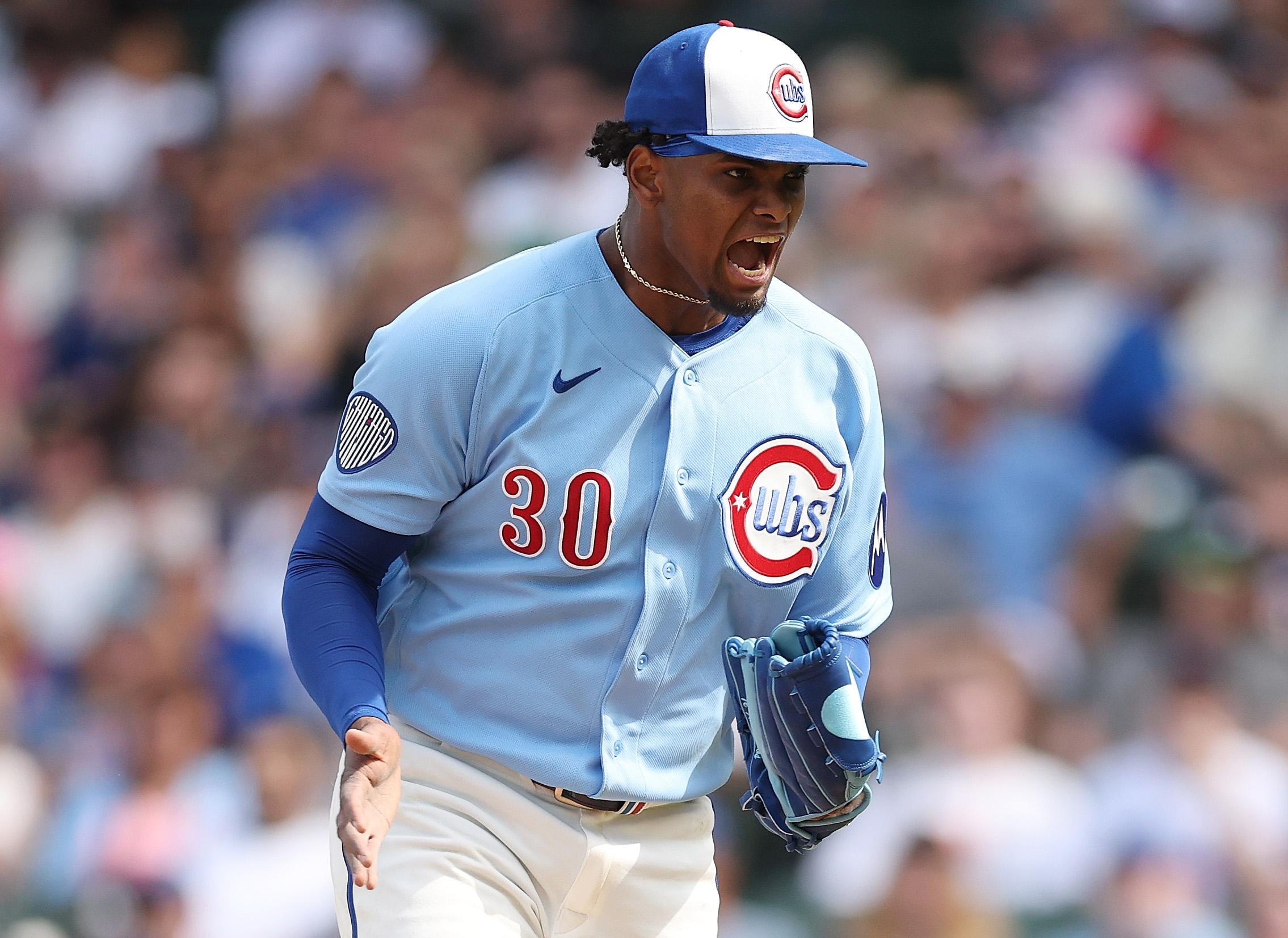 Cubs weigh options as blister issue shadows Cabrera, while the ALCS takes shape after Cleveland’s Game 1 win